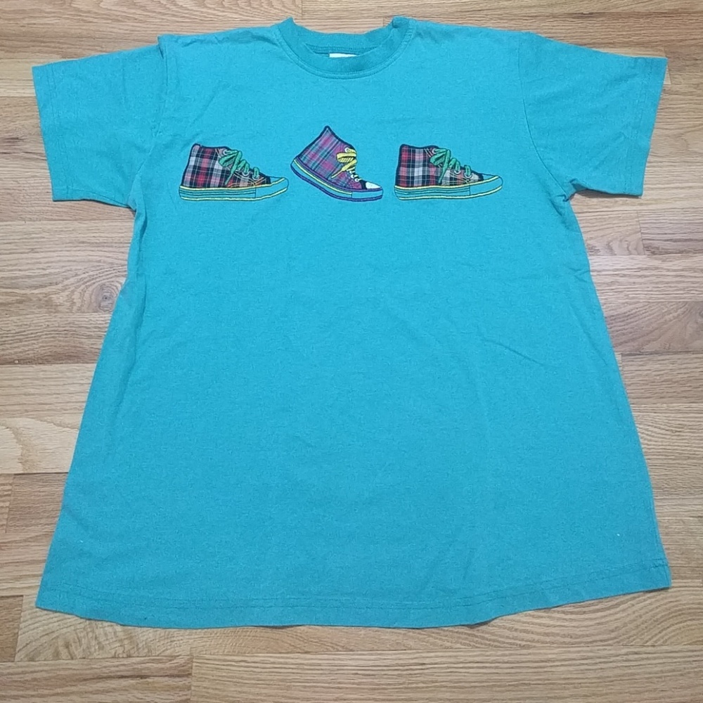 90's Vintage Tennis Shoe T-SHIRT